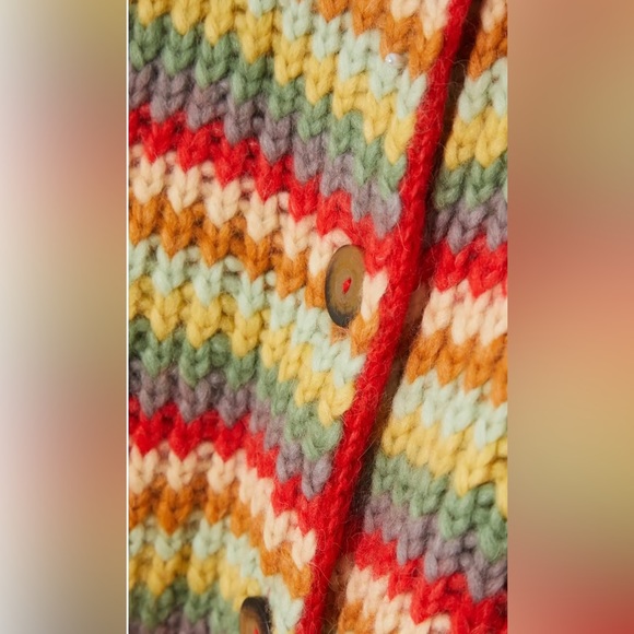 ***ISO** Doen Briar Cardigan in Medium or Large - Picture 8 of 8